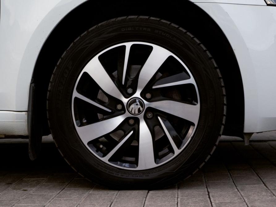 Skoda Octavia III (A7) Рестайлинг Екатеринбург  - изображение 19