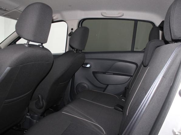 Renault Sandero II Рестайлинг с пробегом 2019 года, цена 1 499 900 рублей, 76910 км, хэтчбек, Автокод Объявления