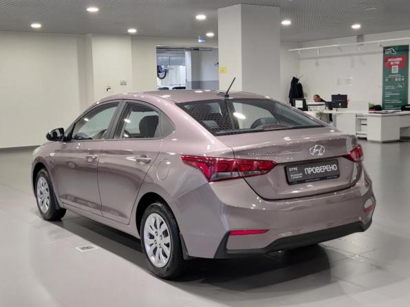 Hyundai Solaris II с пробегом 2019 года, цена 1 117 000 рублей, 125467 км, седан, Автокод Объявления