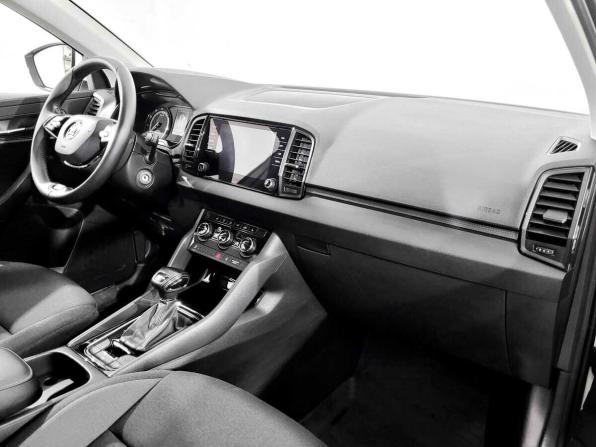 Skoda Karoq I с пробегом 2021 года, цена 2 260 000 рублей, 77320 км, внедорожник, Автокод Объявления