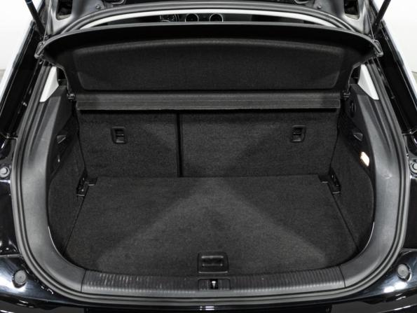 Audi A1 I (8X) Рестайлинг с пробегом 2015 года, цена 1 349 700 рублей, 110431 км, хэтчбек, Автокод Объявления