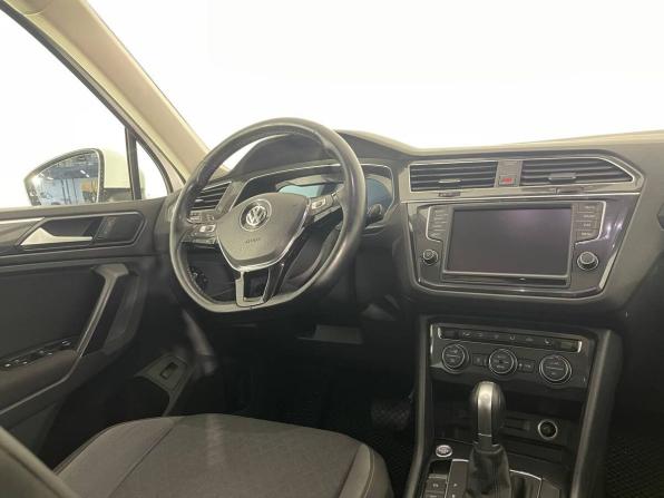 Volkswagen Tiguan II с пробегом 2016 года, цена 2 209 000 рублей, 148000 км, внедорожник, Автокод Объявления