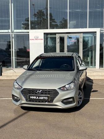 Hyundai Solaris II с пробегом 2018 года, цена 1 260 000 рублей, 76650 км, седан, Автокод Объявления