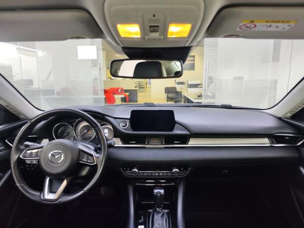 Mazda 6 III (GJ) Рестайлинг 2 с пробегом 2018 года, цена 2 090 000 рублей, 168875 км, седан, Автокод Объявления