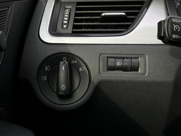 Skoda Rapid I Рестайлинг с пробегом 2019 года, цена 1 262 800 рублей, 139848 км, лифтбек, Автокод Объявления