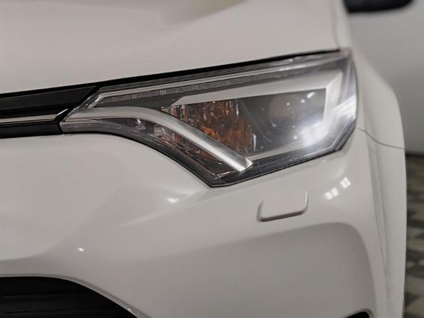 Toyota RAV4 IV (XA40) Рестайлинг с пробегом 2018 года, цена 2 075 000 рублей, 160417 км, внедорожник, Автокод Объявления