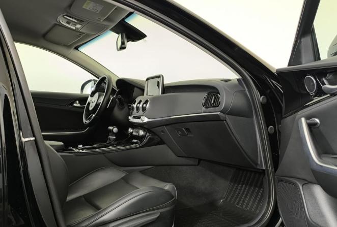 Kia Stinger I с пробегом 2019 года, цена 2 630 000 рублей, 74801 км, лифтбек, Автокод Объявления