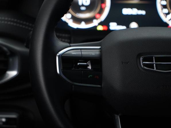 Geely Okavango I с пробегом 2022 года, цена 2 167 900 рублей, 62919 км, внедорожник, Автокод Объявления