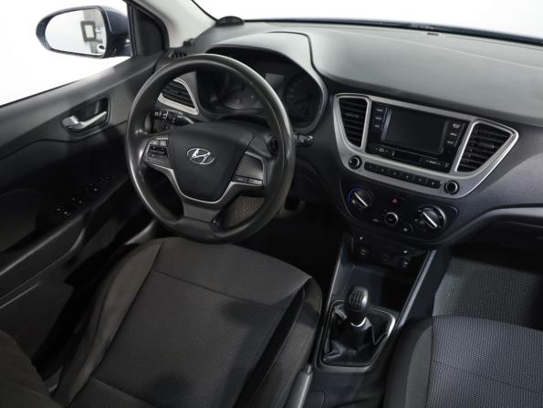 Hyundai Solaris II с пробегом 2019 года, цена 899 777 рублей, 194138 км, седан, Автокод Объявления