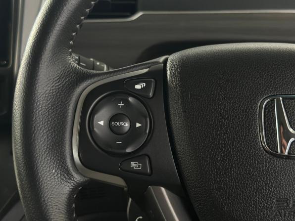 Honda Freed II Рестайлинг с пробегом 2021 года, цена 2 190 000 рублей, 70906 км, компактвэн, Автокод Объявления