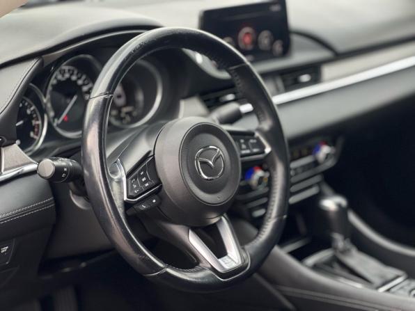 Mazda 6 III (GJ) Рестайлинг 2 с пробегом 2019 года, цена 2 019 000 рублей, 88000 км, седан, Автокод Объявления