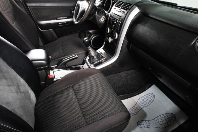 Suzuki Grand Vitara II Рестайлинг с пробегом 2010 года, цена 989 000 рублей, 273812 км, внедорожник, Автокод Объявления