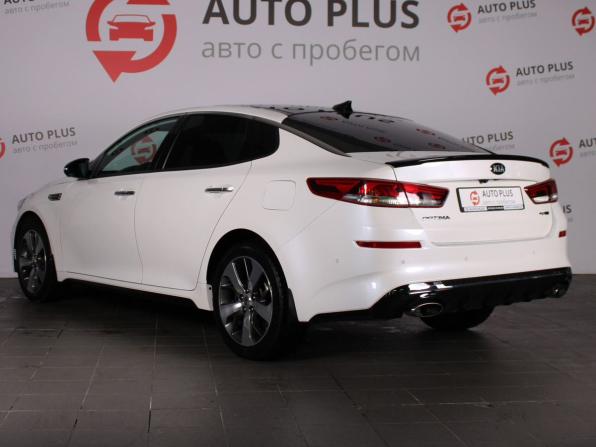 Kia Optima IV Рестайлинг с пробегом 2019 года, цена 2 369 000 рублей, 95000 км, седан, Автокод Объявления