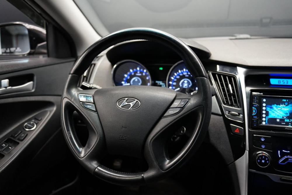 Hyundai Sonata VI (YF) Крым  - изображение 14