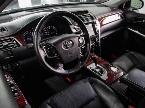 Toyota Camry VII (XV50) с пробегом 2013 года, цена 1 420 000 рублей, 293901 км, седан, Автокод Объявления