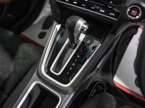 Honda Shuttle II с пробегом 2016 года, цена 1 078 500 рублей, 160077 км, универсал, Автокод Объявления