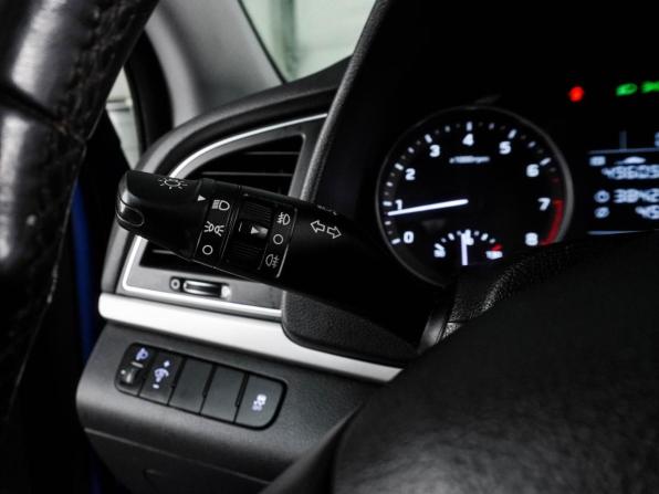 Hyundai Elantra VI (AD) с пробегом 2017 года, цена 1 238 000 рублей, 184750 км, седан, Автокод Объявления