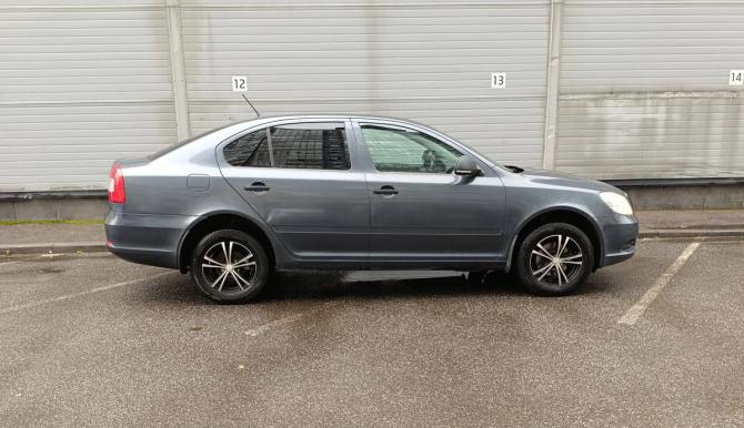 Skoda Octavia II (A5) Рестайлинг с пробегом 2013 года, цена 529 000 рублей, 227930 км, лифтбек, Автокод Объявления