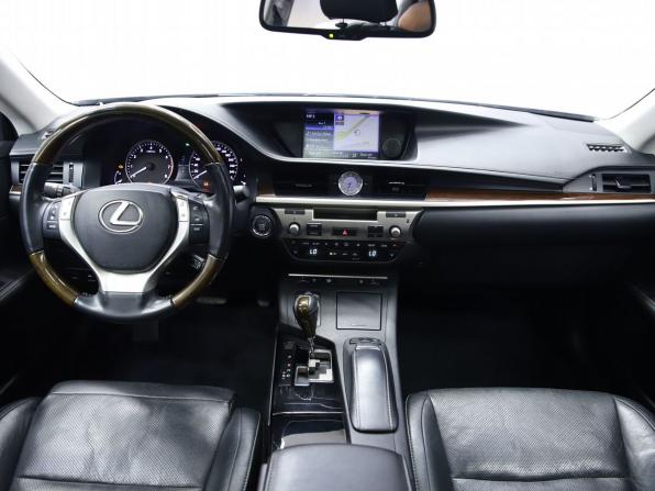 Lexus ES VI с пробегом 2012 года, цена 2 270 000 рублей, 220000 км, седан, Автокод Объявления