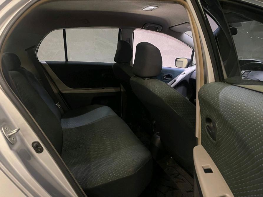 Toyota Vitz II (XP90) Новосибирск  - изображение 13