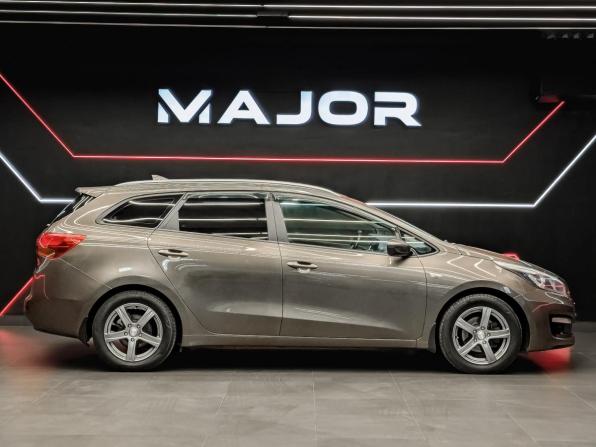 Kia Ceed II Рестайлинг с пробегом 2018 года, цена 1 245 000 рублей, 189618 км, универсал, Автокод Объявления