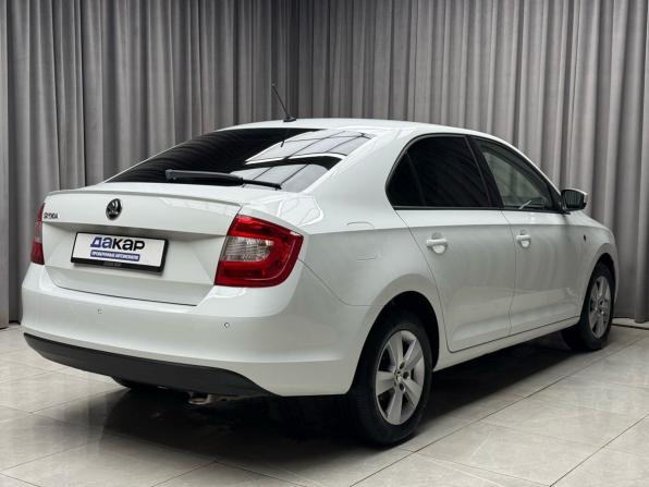 Skoda Rapid I с пробегом 2015 года, цена 1 199 000 рублей, 174696 км, лифтбек, Автокод Объявления