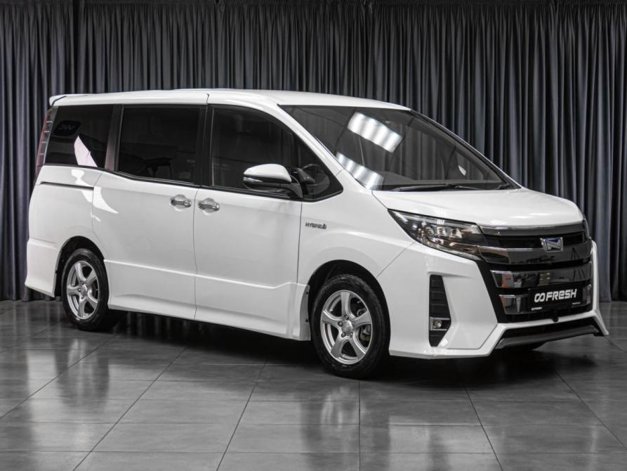 Toyota Noah III (R80) Рестайлинг Тюмень  - изображение 1