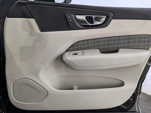 Volvo XC60 II с пробегом 2020 года, цена 3 800 000 рублей, 93905 км, внедорожник, Автокод Объявления