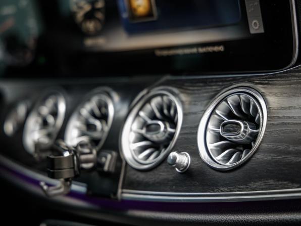 Mercedes-Benz E-Класс V (W213 S213 C238) с пробегом 2017 года, цена 2 528 000 рублей, 201945 км, седан, Автокод Объявления