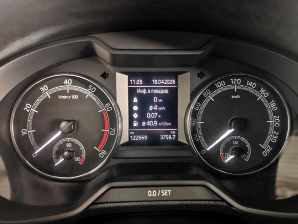 Skoda Octavia III (A7) Рестайлинг с пробегом 2020 года, цена 1 880 000 рублей, 122668 км, лифтбек, Автокод Объявления