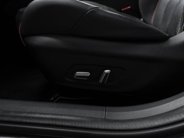 Omoda S5 GT с пробегом 2023 года, цена 1 840 000 рублей, 27865 км, седан, Автокод Объявления