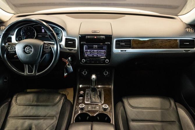 Volkswagen Touareg II с пробегом 2013 года, цена 2 089 000 рублей, 179923 км, внедорожник, Автокод Объявления