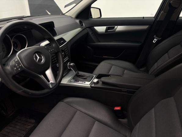 Mercedes-Benz C-Класс III (W204) Рестайлинг с пробегом 2011 года, цена 1 899 000 рублей, 53000 км, седан, Автокод Объявления
