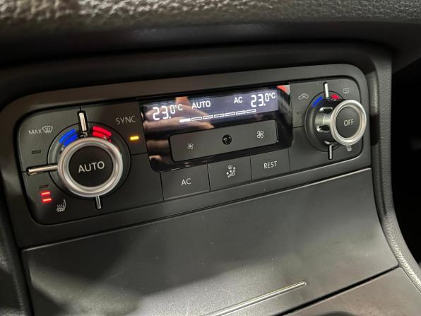 Volkswagen Touareg II с пробегом 2012 года, цена 1 782 000 рублей, 198204 км, внедорожник, Автокод Объявления