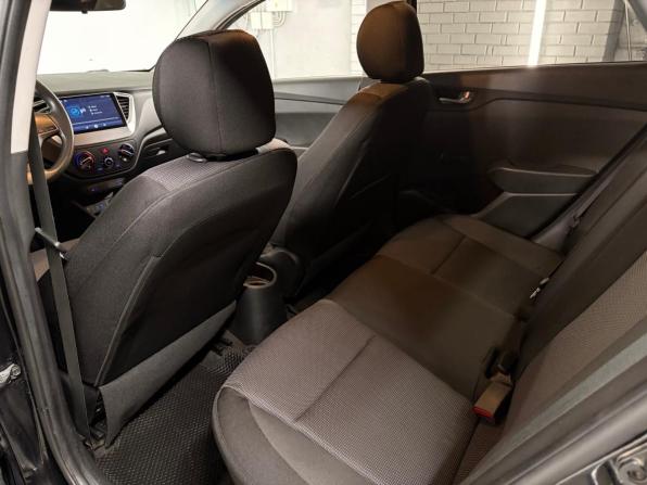 Hyundai Solaris II с пробегом 2017 года, цена 999 000 рублей, 226881 км, седан, Автокод Объявления