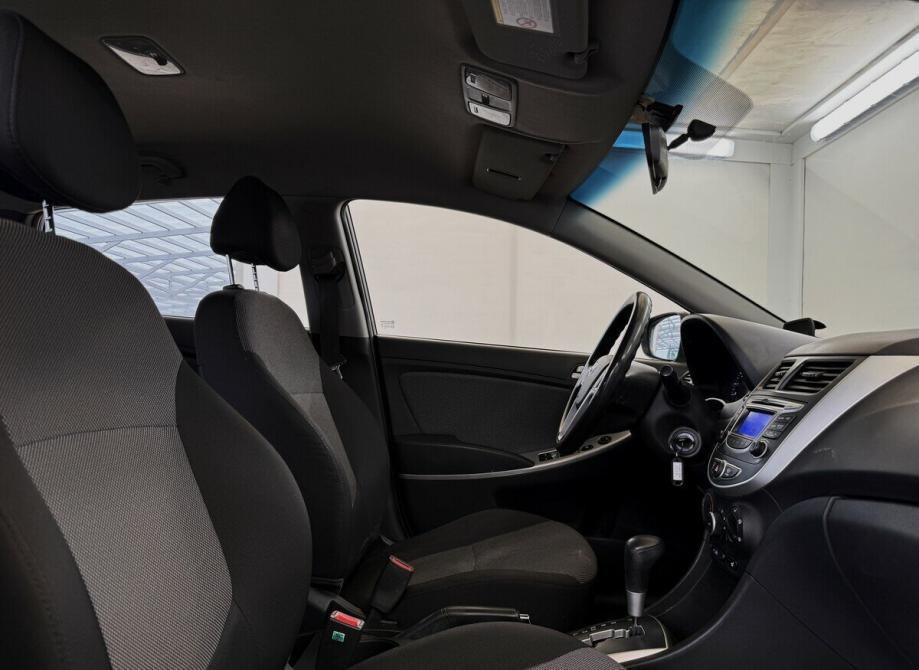 Hyundai Solaris I Москва  - изображение 11