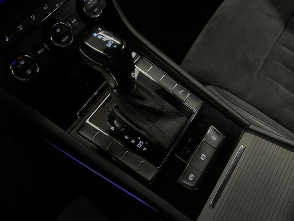 Skoda Superb III с пробегом 2017 года, цена 1 890 000 рублей, 143888 км, лифтбек, Автокод Объявления