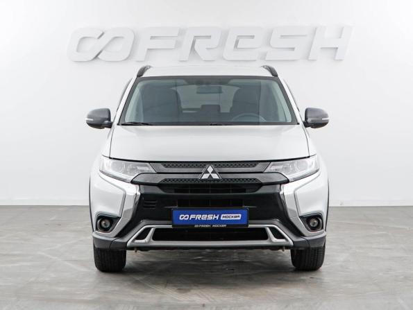 Mitsubishi Outlander III Рестайлинг 3 с пробегом 2022 года, цена 2 498 999 рублей, 127615 км, внедорожник, Автокод Объявления