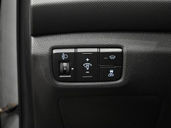 Hyundai Creta I с пробегом 2019 года, цена 1 990 000 рублей, 85892 км, внедорожник, Автокод Объявления