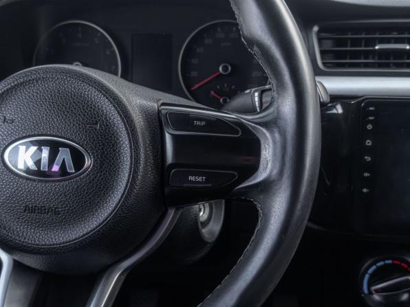 Kia Rio IV с пробегом 2018 года, цена 1 329 900 рублей, 129000 км, седан, Автокод Объявления