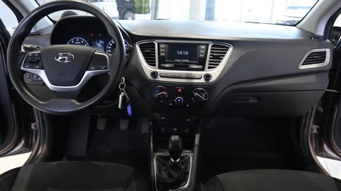 Hyundai Solaris II Рестайлинг с пробегом 2020 года, цена 1 350 000 рублей, 97264 км, седан, Автокод Объявления