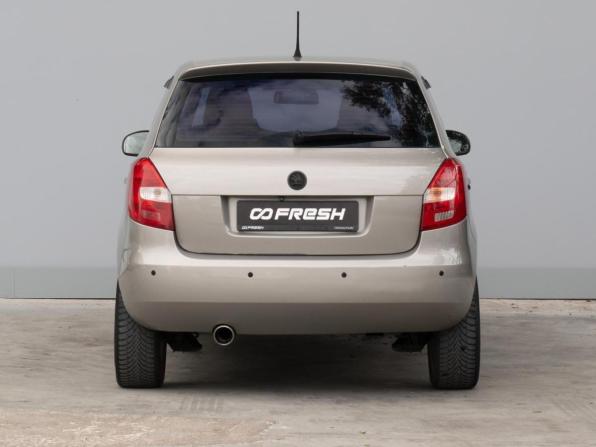 Skoda Fabia II Рестайлинг с пробегом 2011 года, цена 619 000 рублей, 302676 км, хэтчбек, Автокод Объявления