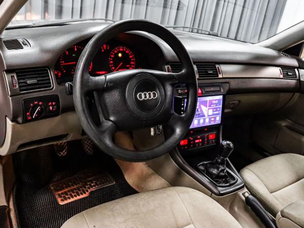 Audi A6 II (C5) с пробегом 1998 года, цена 449 000 рублей, 391772 км, седан, Автокод Объявления