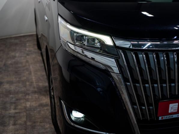 Toyota Esquire I Рестайлинг с пробегом 2019 года, цена 2 650 000 рублей, 111275 км, минивэн, Автокод Объявления