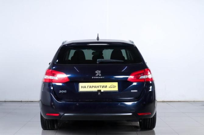 Peugeot 308 II Рестайлинг с пробегом 2017 года, цена 1 319 000 рублей, 154000 км, универсал, Автокод Объявления