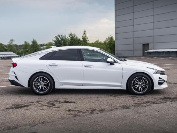Kia K5 III с пробегом 2019 года, цена 2 448 000 рублей, 93890 км, седан, Автокод Объявления