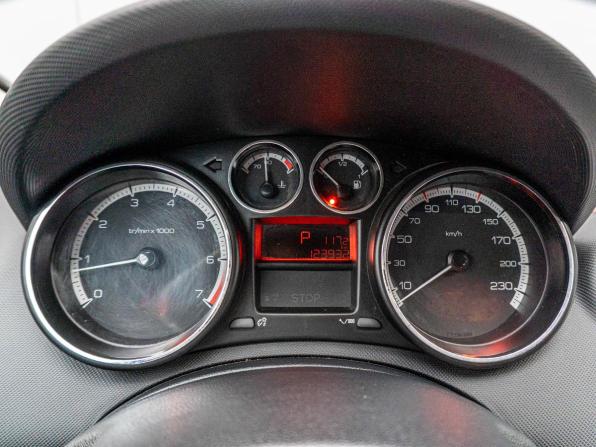 Peugeot 408 I с пробегом 2013 года, цена 529 000 рублей, 123931 км, седан, Автокод Объявления