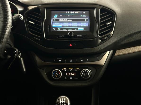 Lada (ВАЗ) Vesta I с пробегом 2019 года, цена 985 000 рублей, 106816 км, универсал, Автокод Объявления
