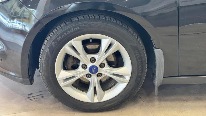 Ford Focus III с пробегом 2013 года, цена 690 000 рублей, 186743 км, седан, Автокод Объявления