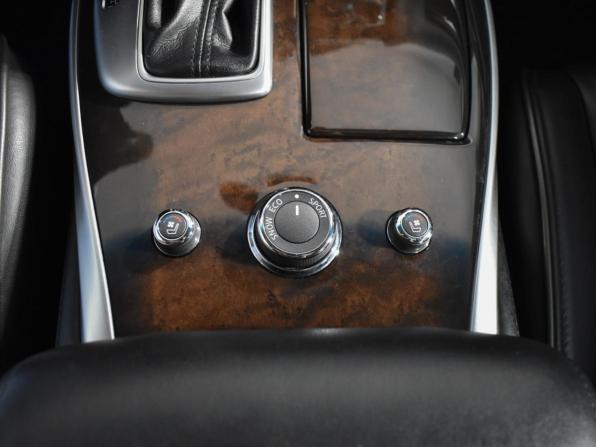 Infiniti JX с пробегом 2013 года, цена 1 299 000 рублей, 237300 км, внедорожник, Автокод Объявления